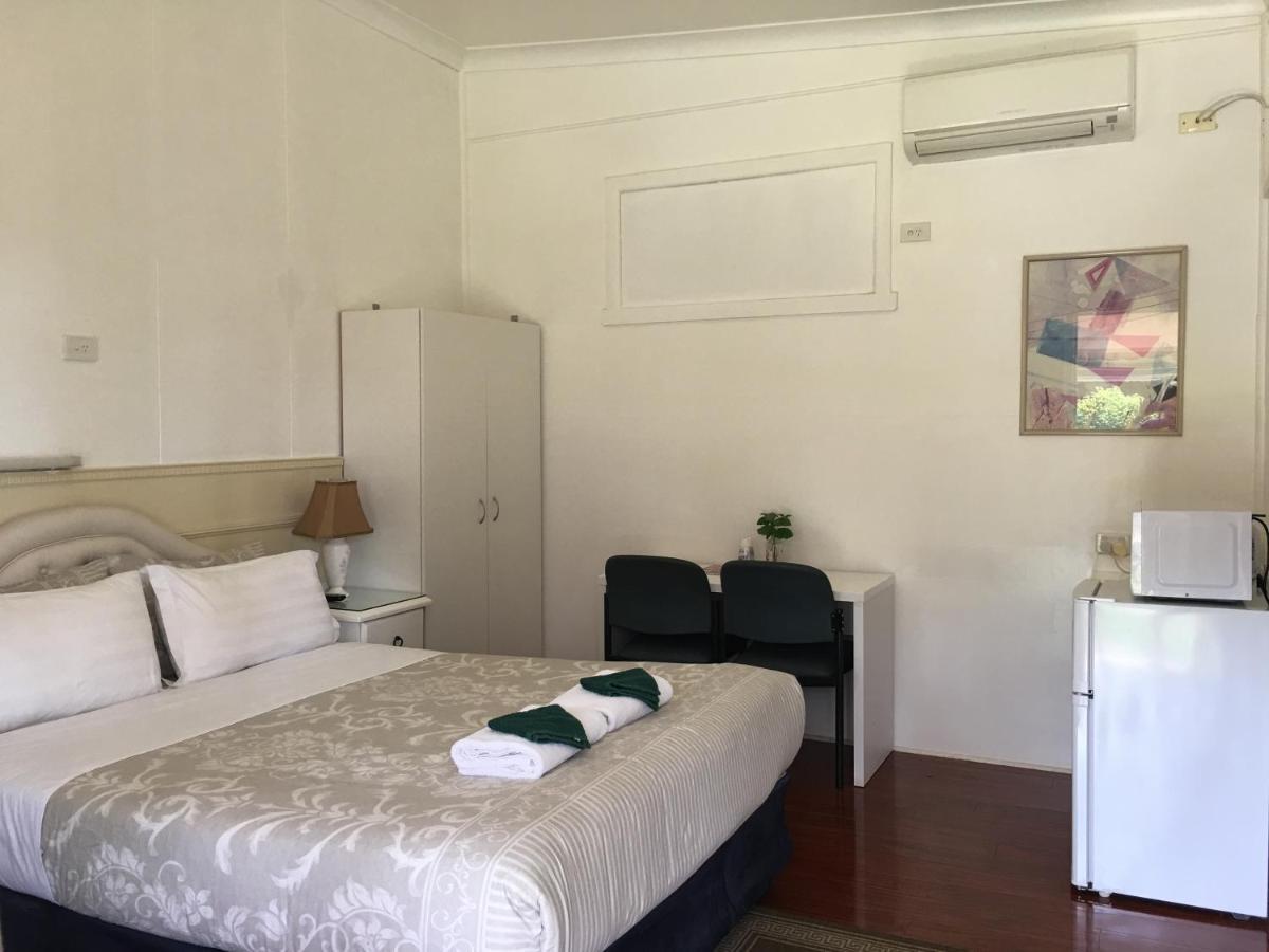 Major Innes Motel Порт Макари Екстериор снимка
